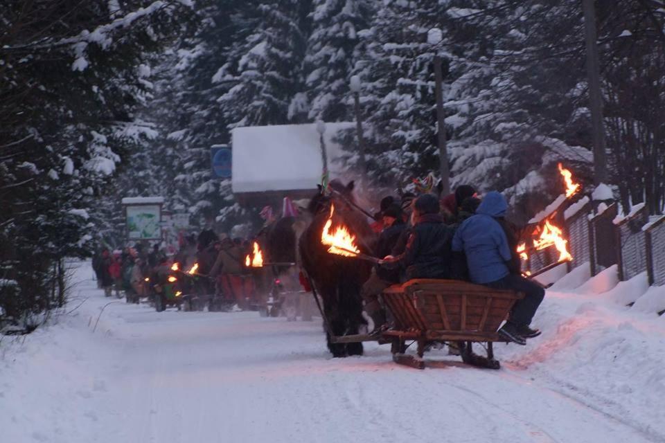 Bajkowa Chata 3 Magiczne Domki Jacuzzi Murzasichle Kültér fotó